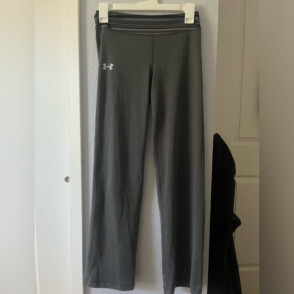 Girl’s Under Armour Athleisure Pant (size M)